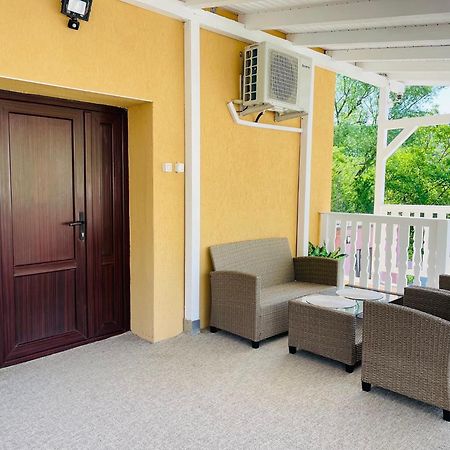شقة Casa Alex Si Daiana Orşova المظهر الخارجي الصورة