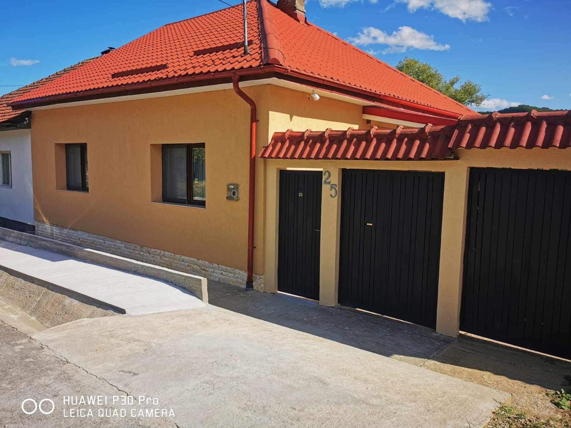 شقة Casa Alex Si Daiana Orşova المظهر الخارجي الصورة